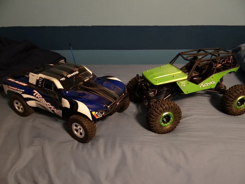 Illustration for article titled Traxxas Slash 2WD Review & Show :D